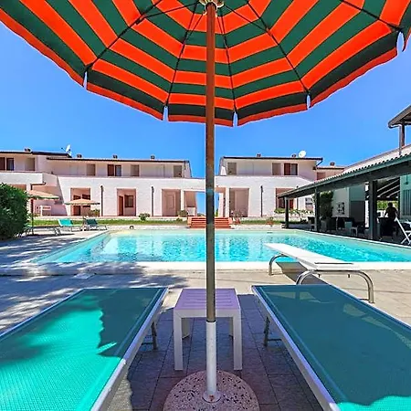 Elba Island Pool & Tennis Cavo
