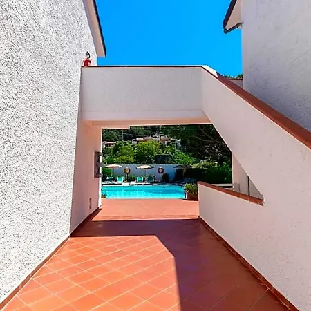 Elba Island Pool & Tennis 4*